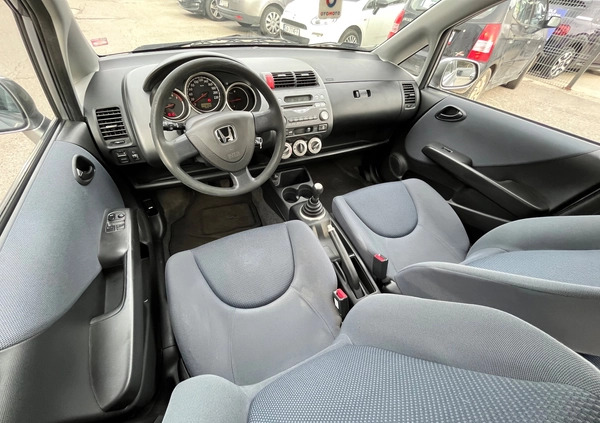 Honda Jazz cena 7999 przebieg: 177800, rok produkcji 2008 z Ropczyce małe 254